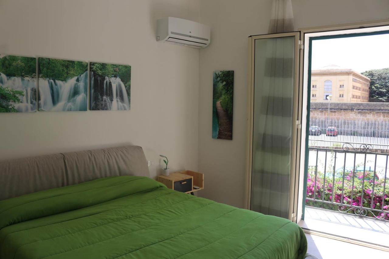 Apartamento Le Torri Dell'Acqua Palermo Exterior foto
